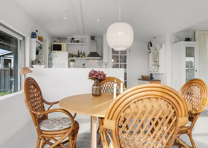 Hébergement de vacances Thit - 90m From The Sea By Interhome *